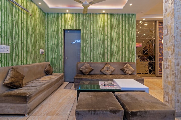 Hotel Interior 8 of 32