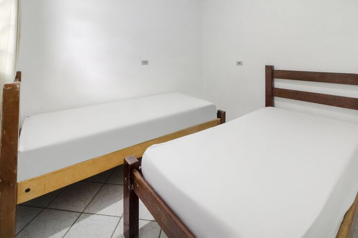 Room 10 of 17