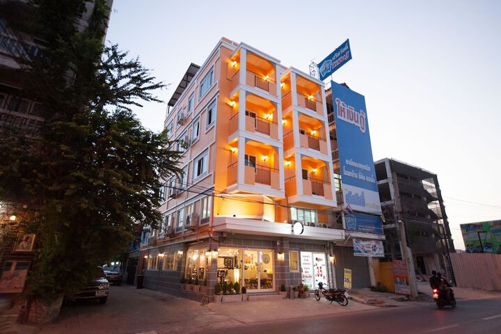 Hoppers Place Donmuang Room