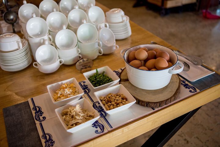 Breakfast/Coffee Service 64 of 124
