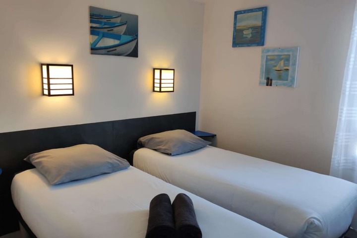 Room 37 of 80