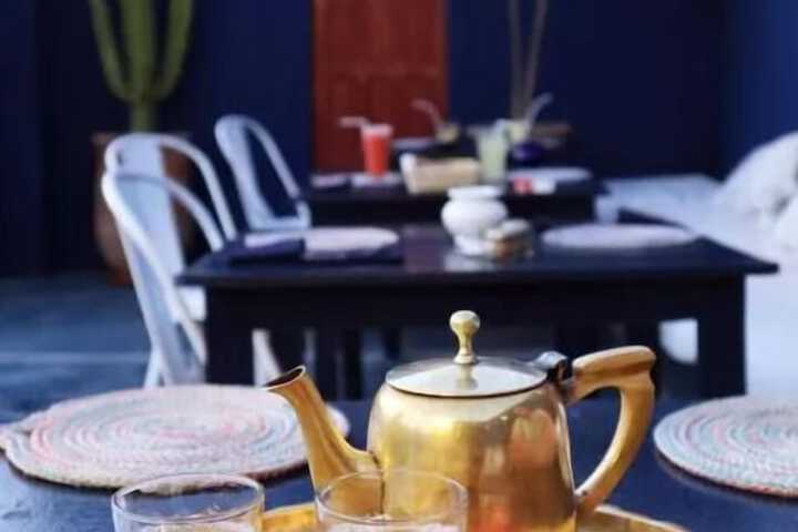 Breakfast/Coffee Service 125 of 155