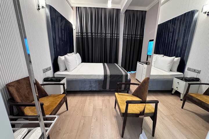 Room 18 of 71