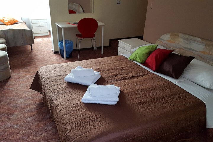 Room 14 of 38