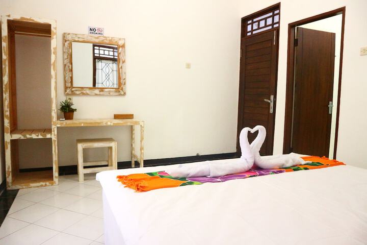 Room 13 of 14
