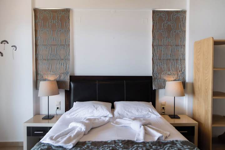 Room 6 of 45