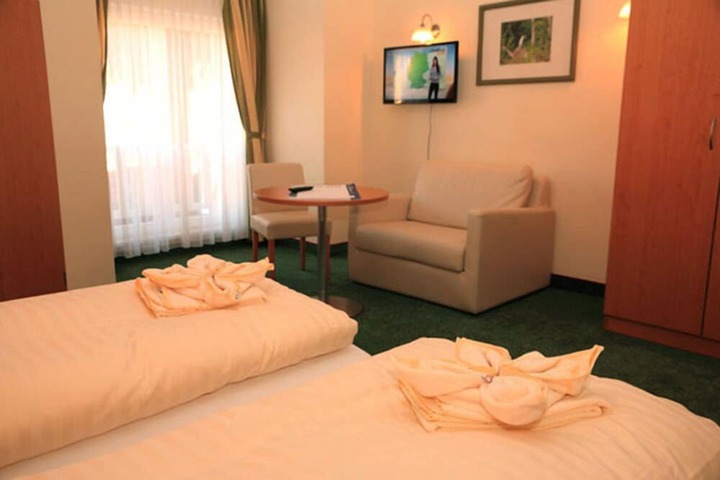 Room 18 of 51