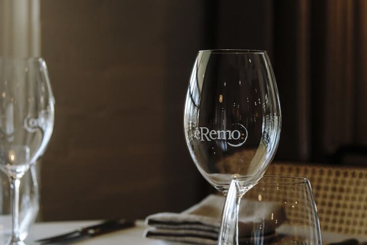 Dining 42 of 67