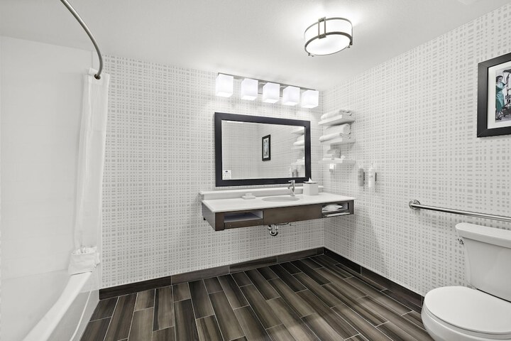 Clean Restrooms