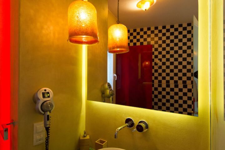 Room 78 of 109