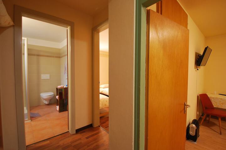Room 12 of 47