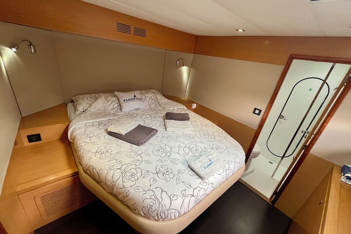 Room 4 of 46
