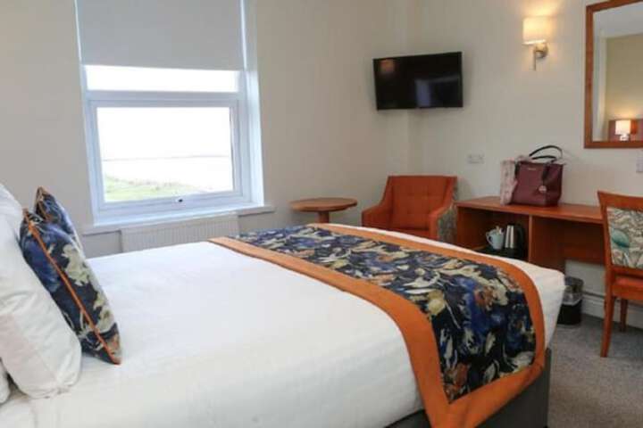 Room 58 of 193