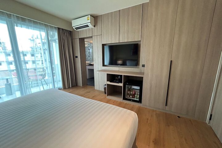 Room 15 of 125