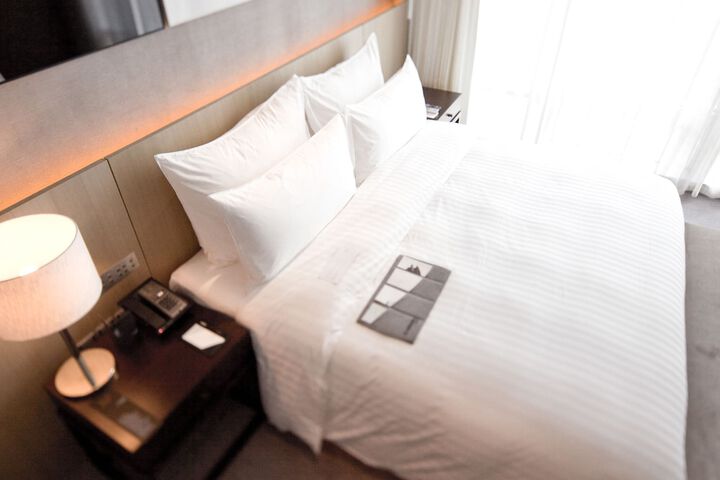 Room 52 of 117