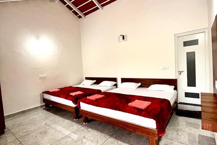 Room 3 of 18