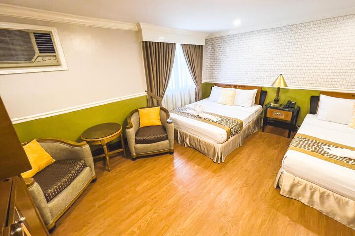 Room 21 of 90