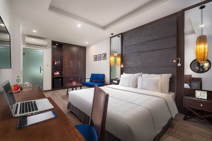 Room 20 of 79