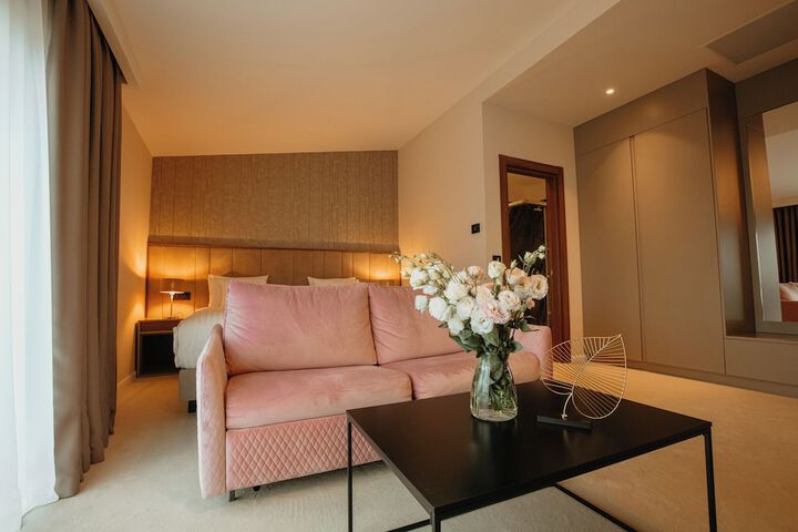 Room 21 of 51