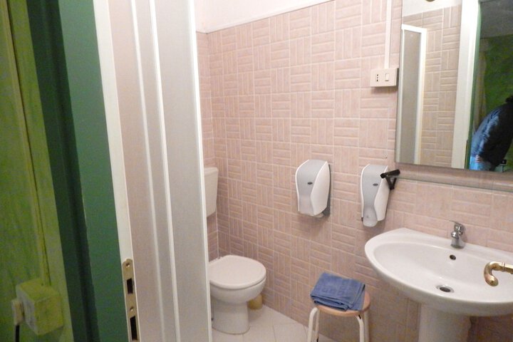 Room 19 of 31