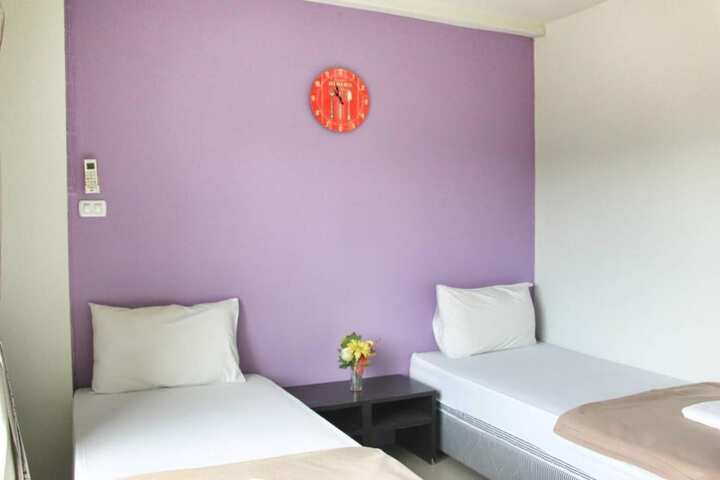 Room 18 of 49