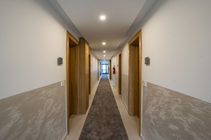Ballroom/Hall 40 of 45