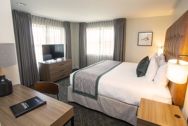 Room 10 of 29