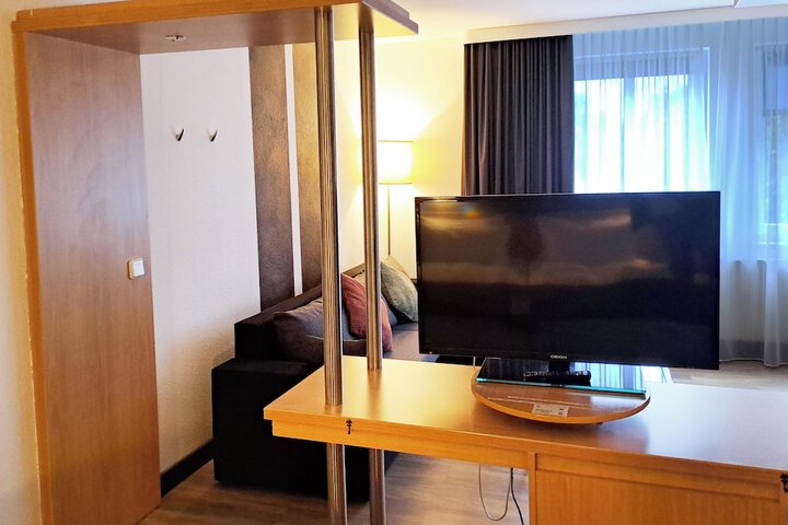 Room 19 of 84