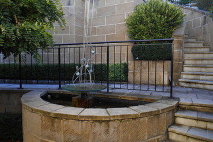 Hotel Exterior 7 of 34