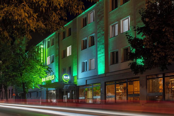 Hotel 82 of 82