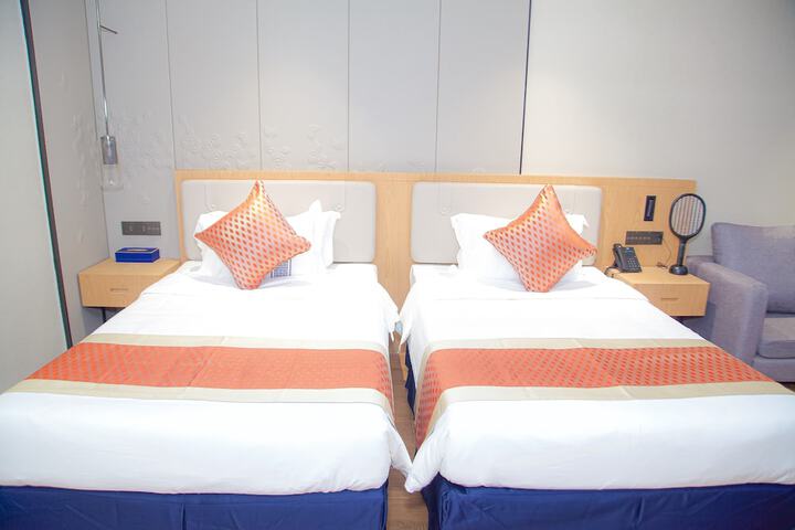 Room 41 of 62