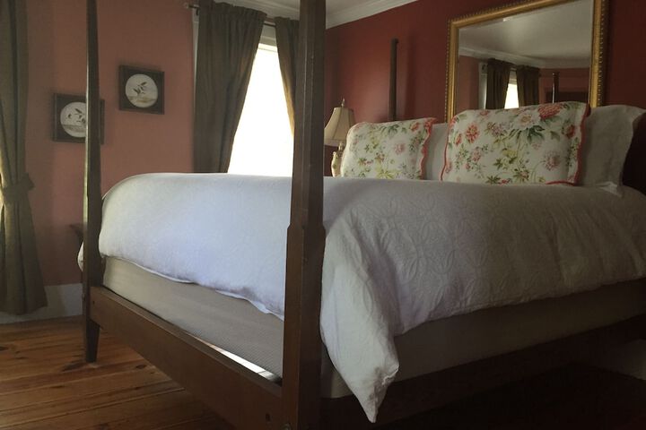 Room 11 of 26