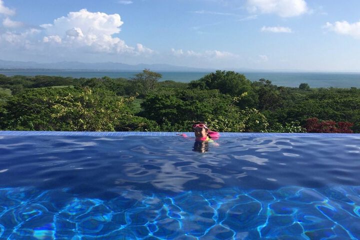 Pool 11 of 20