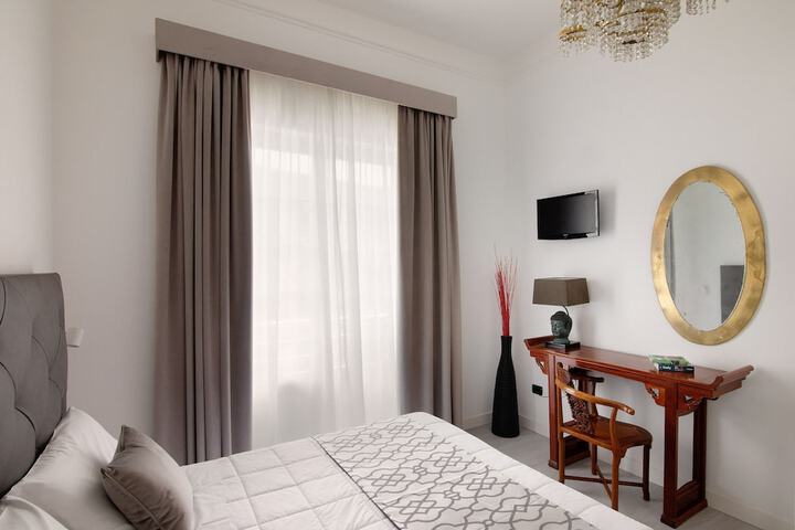 Room 21 of 81