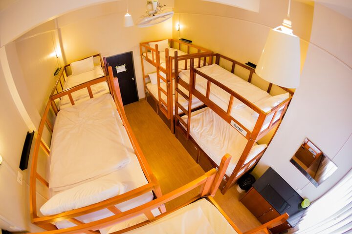 Room 5 of 49