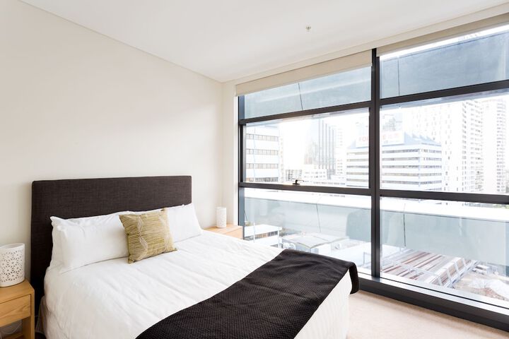 Room 2 of 11