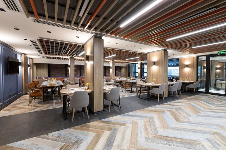 restaurant cafeteria