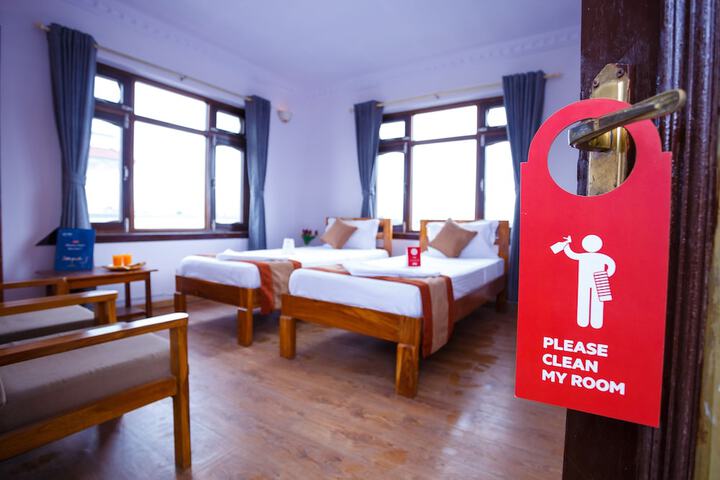 Room 8 of 27