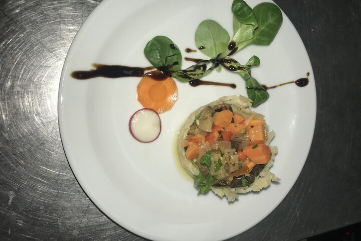 Dining 68 of 82