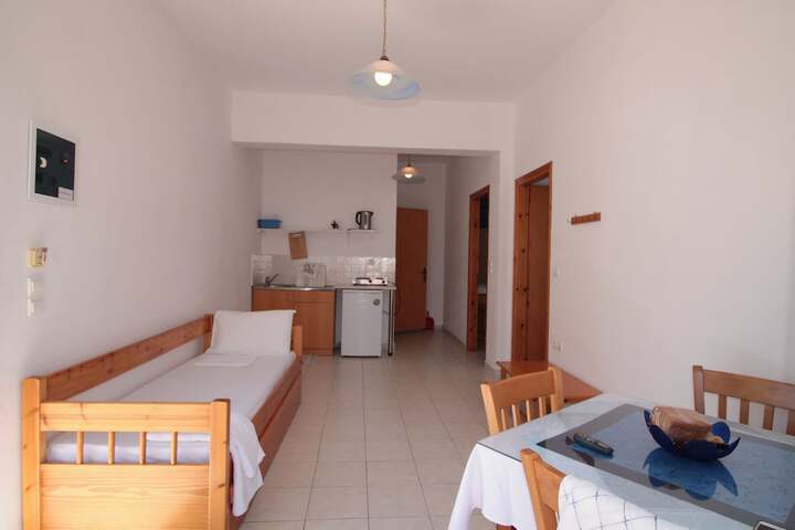 Room 12 of 71