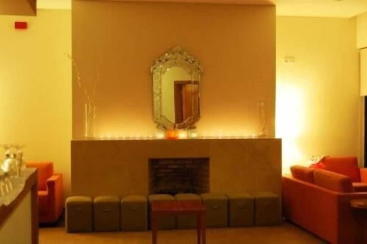Room 16 of 65