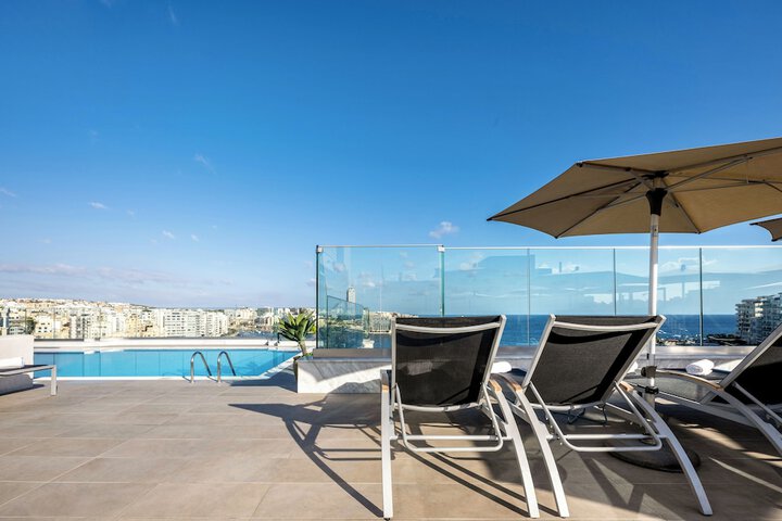 Pool 59 of 74