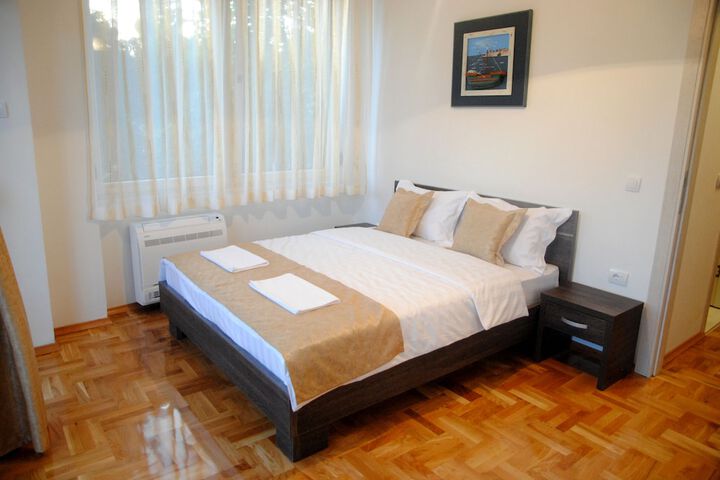 Room 20 of 80