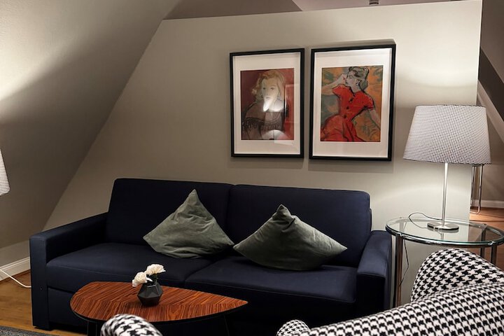 Room 61 of 179