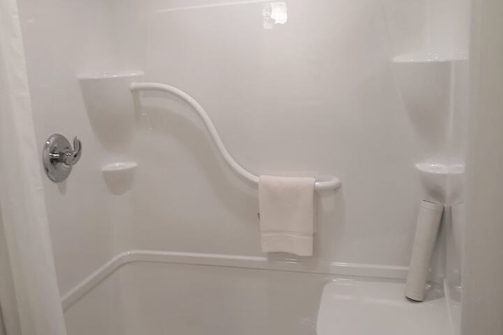 Room 75 of 115