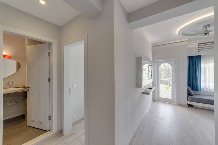 Room 20 of 51