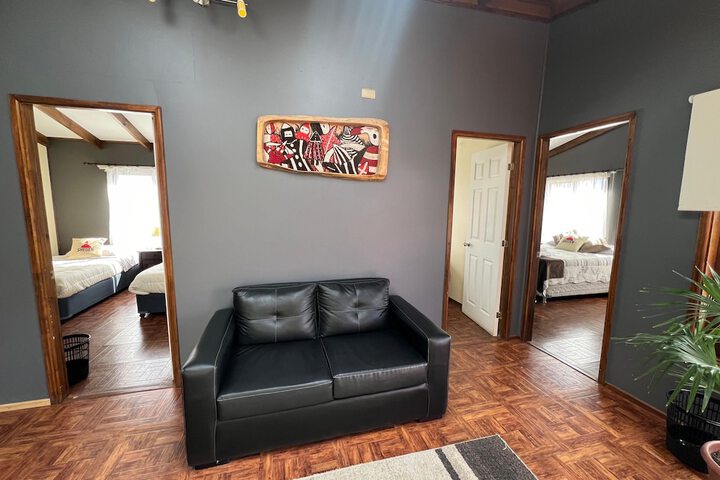 Room 10 of 24