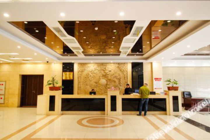 Hotel Interior 13 of 28