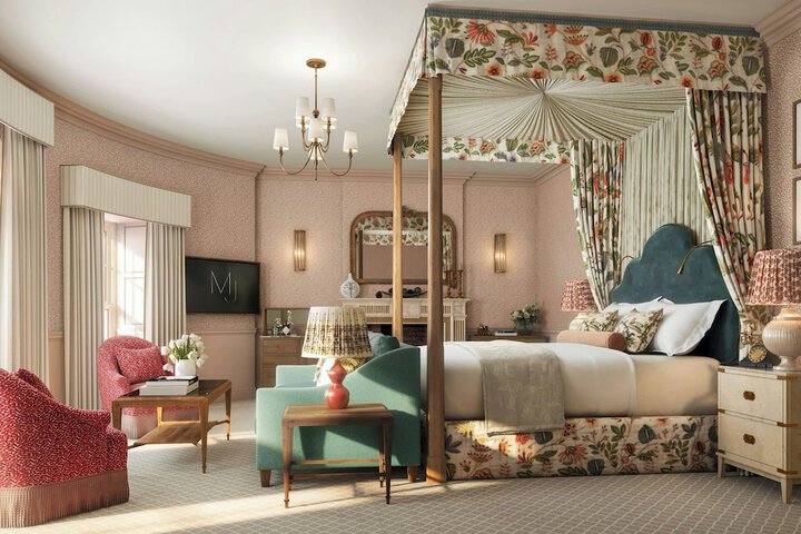 Room 44 of 214