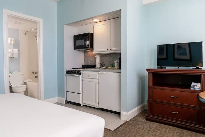 Private kitchenette